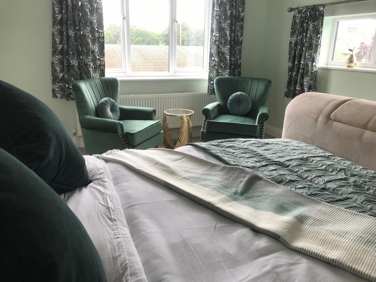 Redbrook Farm Bnb - Gateway To The New Forest Fordingbridge Eksteriør billede